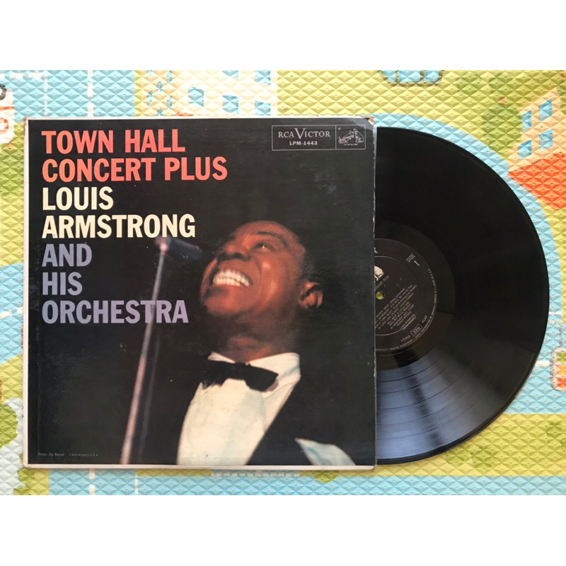 แผ่นเสียง Louis Armstrong and His Orchestra - Town Hall Concert Plus LP vinyl