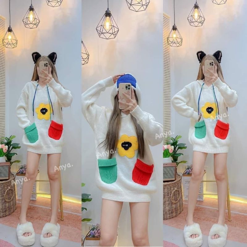 พร้อมส่ง เสื้อไหมพรมสวิตเตอร์แขนยาวมีฮู้ดแต่งกระเป๋าด้วยหมวกไหมพรม แต่งดอกไม้ที่หน้าอก