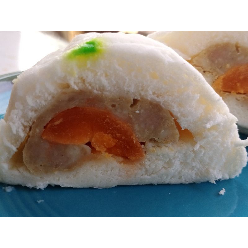 ซาลาเปาหมูสับไข่เค็ม แป้งนุ่ม อร่อยมาก