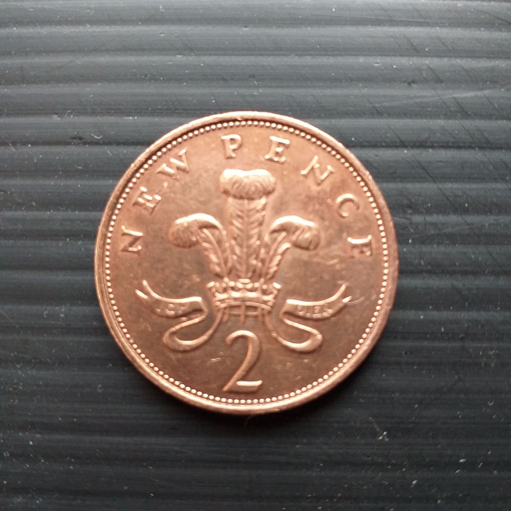 เหรียญ ปี 1971 ราคา 2 New Pence QUEEN Elizabeth II 2nd portrait  Coin from United Kingdom