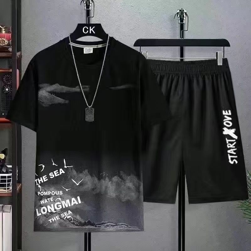 Se7en shop ชุดเซ็ตผู้ชาย ชุดแฟชั่นชาย เสื้อยืดแขนสั้น กางเกงวอร์มขาสั้น ดชุดสูทผู้ชาย ฤดูร้อนใหม่ภูเขาหิมะพิมพ์แนวโน้มแฟ