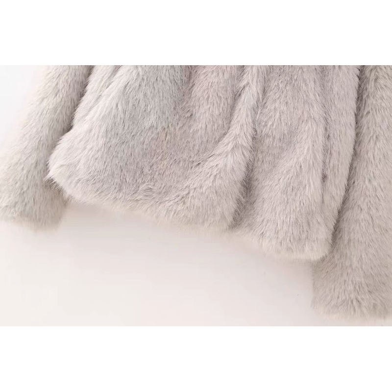(พร้อมส่ง!) เสื้อโค้ทขนเฟอร์ Faux fur แบบสั้น ปกใหญ่ สีสวยมากก ด้านในบุอย่างดี - รูปที่ 2
