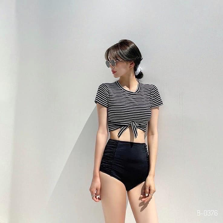 [ สินค้าพร้อมส่ง ไม่ต้องรอพรีออเดอร์ ] B-0376 น้องน่ารักตะมุตะมิ เอาใจสาวขี้เขินเลยค่ะ ทรงแขนสั้นเพิ่มลูกเล่นผูกที่เสื้อ