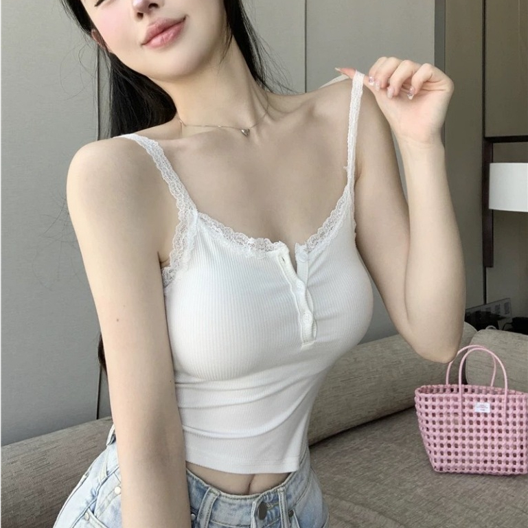 T-227 สายเดี่ยวลูกไม้ ซัพในเย็บฟองน้ำติดตัวเสื้อ กระดุมติดได้จริงทุกเม็ด ผ้านุ่มและยืดได้เยอะมาก