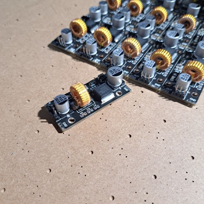 New Step down NTW 8-38v to 5v 12v to 5v 24v to 5v Step down 5A step down แปลงไฟเลี้ยงสำหรับรีซิพโดยเฉพาะ วงจรแปลงไฟ RC