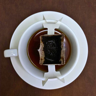 กาแฟดริปดอยช้าง สูตรพิเศษ เบลนด์อาราบิก้า+โรบัสต้า(Arabica Robusta Blend) แบบซอง Drip Bag coffee พร้อมดื่ม 10gx10ถุงดริป