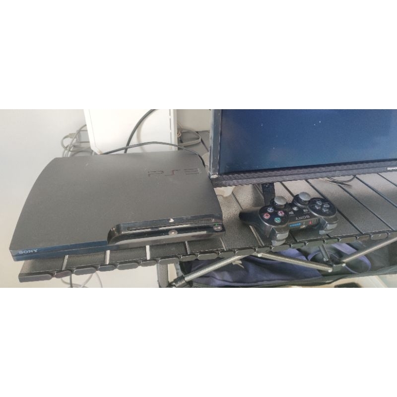 ขายเครื่อง ps3 แปลงแล้ว  mmcm เล่นผ่าน HDD ได้ มีเกม 15 เกมในเครื่อง จอยไร้สาย 2 อัน แผ่นแท้ 1 แผ่นท