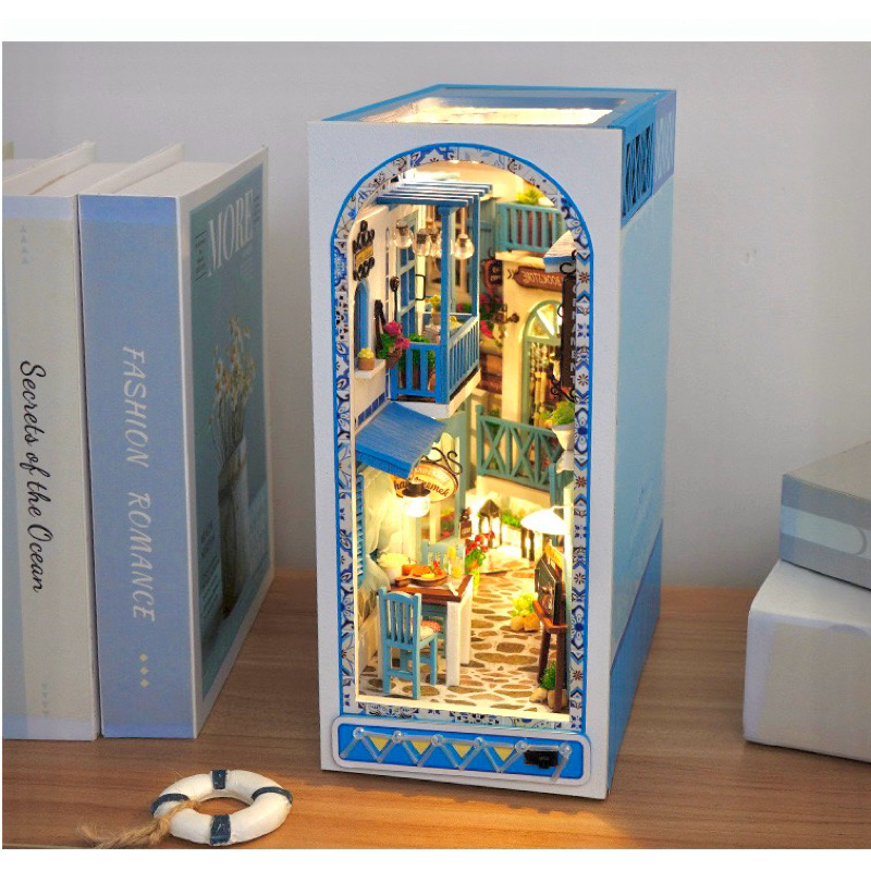 บ้านจิ๋ว DIY Book Nook รุ่นTC18 Sea breeze ที่กั้นหนังสือ ตัวต่อไม้ ตกแต่งชั้้นหนังสือ โมเดลไม้จิ๋ว