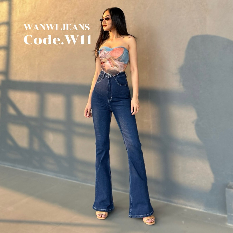 CODE W11 กางเกงยีนส์ขาม้าใหญ่ผ้ายืด