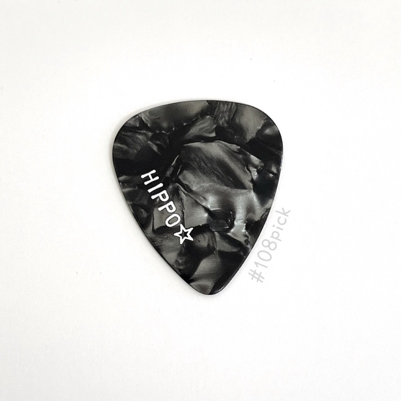 [แถมกล่องฟรี] สีดำปนสีเงิน ปิ๊กกีตาร์สลักชื่อ 108pick ปิ๊กสลักชื่อ ของขวัญผู้ชาย