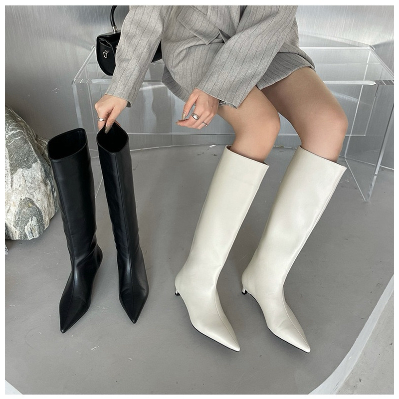 (พร้อมส่งทันที)รองเท้าหัวแหลมส้นไม่สูงรุ่นลอนดอนเน้นขาเรียวและเดินสบายมากค่ะ