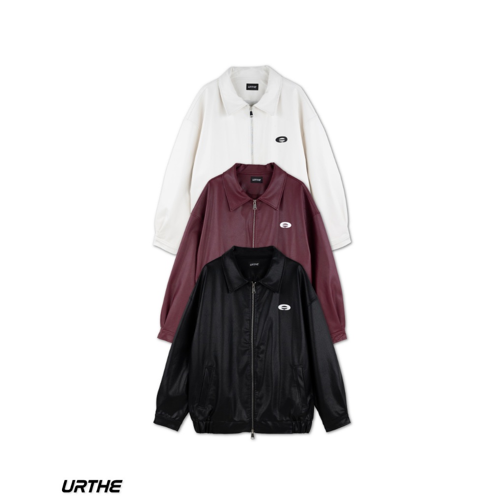URTHE - เสื้อแจ็คเกตหนัง (PU) แขนยาว สกรีน 3D โลโก้ รุ่น 2WayZipped