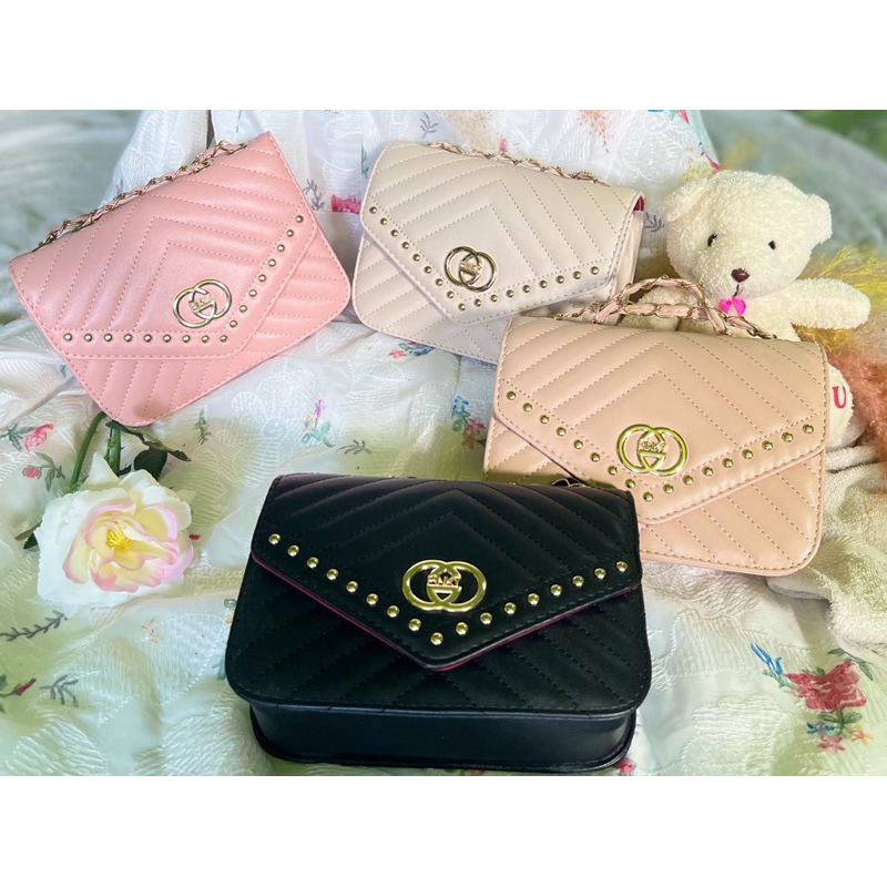 กระเป๋าPNKราคาถูก สำหรับคุณผู้หญิง