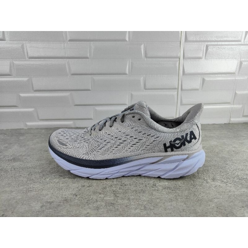 Hoka Clifton8 size46 รองเท้าวิ่งมือสอง