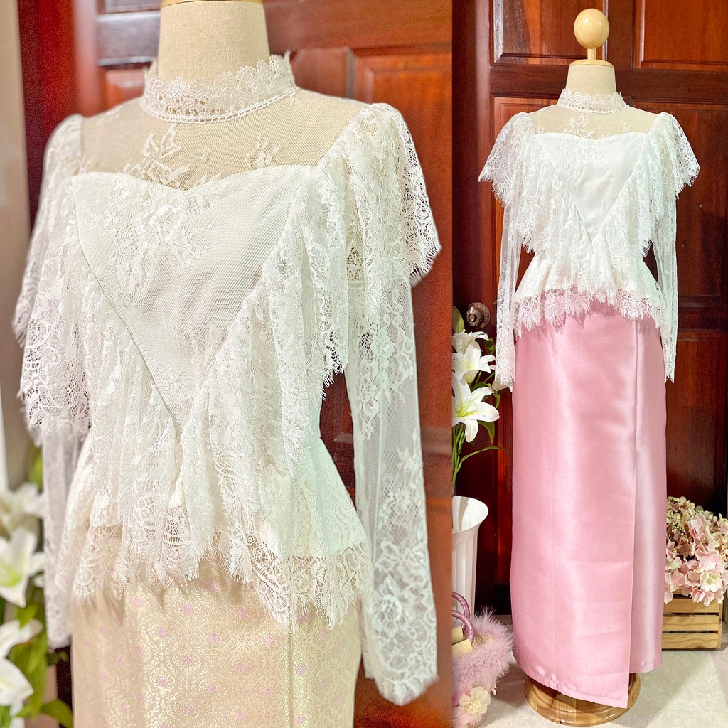 S-XXL เสื้อลูกไม้สีขาว แขนยาว ระบายเอวและระบายVด้านหน้า-หลัง เสื้อชุดไทย เสื้อใส่กับผ้าถุง