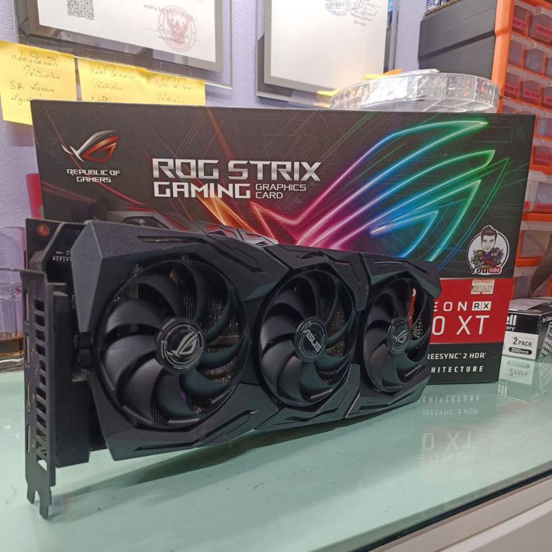 การ์ดจอ มือ2 AMD RX 5600XT/6GB ASUS ROG STRIX O6G GAMING สภาพอย่างสวย ประกันjibหมดสินปี้2023 กล่องคร