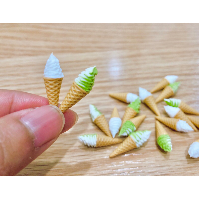 ดินปั้นจิ๋ว ไอติมโคนจิ๋ว ซอร์ฟเสิร์ฟจิ๋ว ราคา/ชิ้น