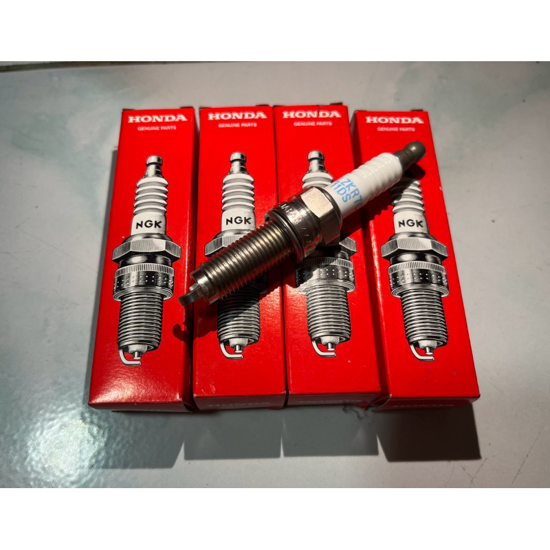 หัวเทียน HONDA แท้ศูนย์ 4 ชิ้น (Civic fc)