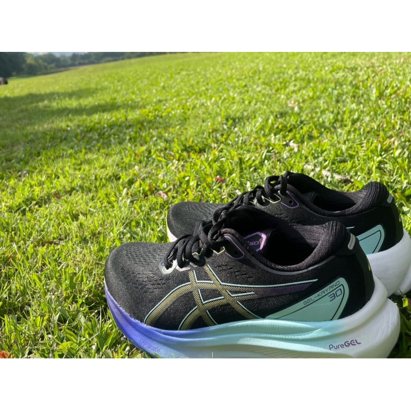 Asics Gel-Kayano 30 รองเท้าวิ่งถนน หนานุ่ม ***WIDE รุ่นหน้ากว้าง สี Black/Glow Yellow ไซส์  US8 / UK