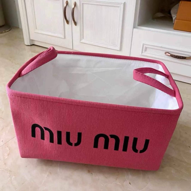 ตะกร้า miu miu สีชมพู น่ารัก จุของได้เยอะ งานแบรนด์
