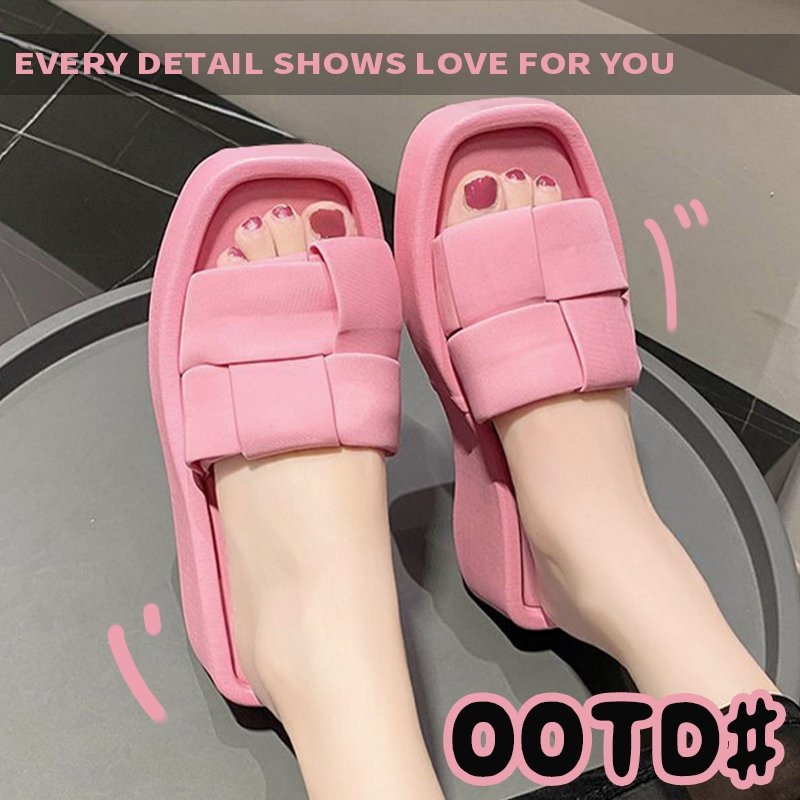 Sukky พร้อมส่ง รองเท้าแตะแฟชั่นเสริมส้น รุ่นนี้พื้นหนามาก เป็นแบบดีไซน์งานสาน มี 4 สีเลือก เป็นงานสีพื้น นุ่ม ใส่สบาย