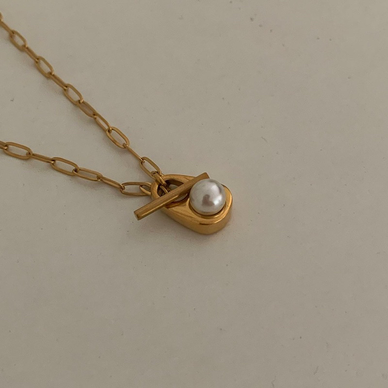 HER OBJECTIVE_HER JOAN PENDANT CHAIN NECKLACE
