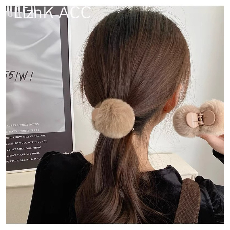พร้อมส่งในไทย กิ๊บติดผมปอมปอม Fur Ball Clip ทรงน่ารักสไตล์เกาหลี