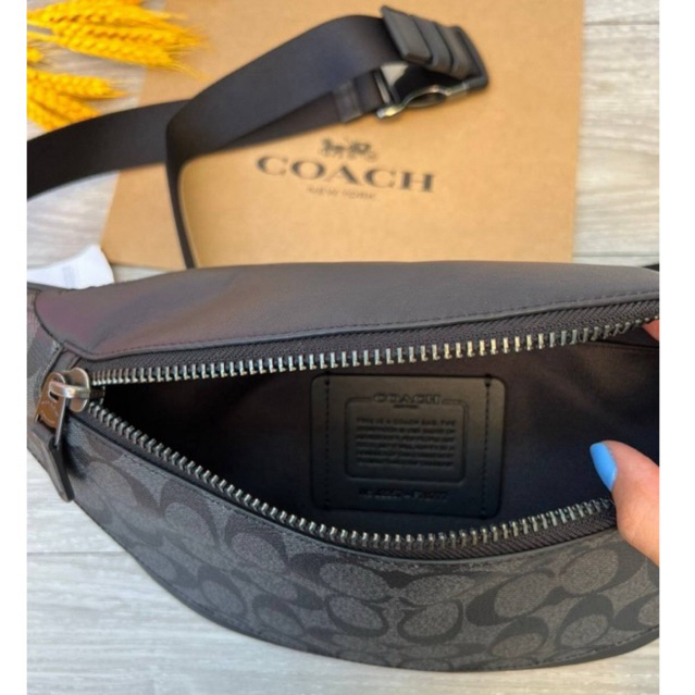 ^_^ ลดเพิ่มทุกวัน:โค้ดคุ้ม Xtra+ส่วนลดร้านค้า^_^ พร้อมส่ง แท้100% Warren Belt Bag In Signature Canvas คาดอกชาย 15 3/4“