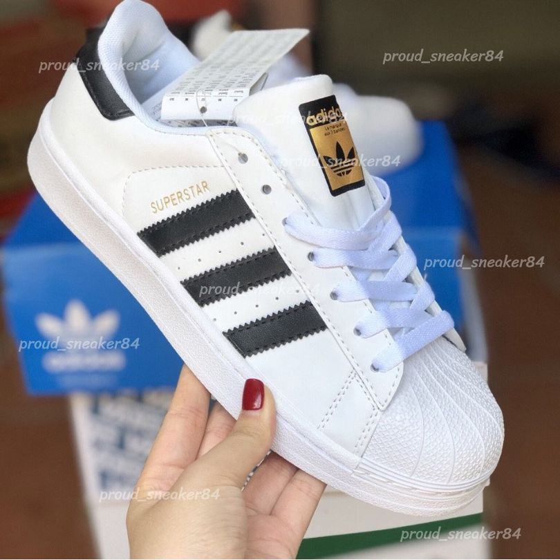 มีกล่อง จัดโปร รองเท้า Superstar