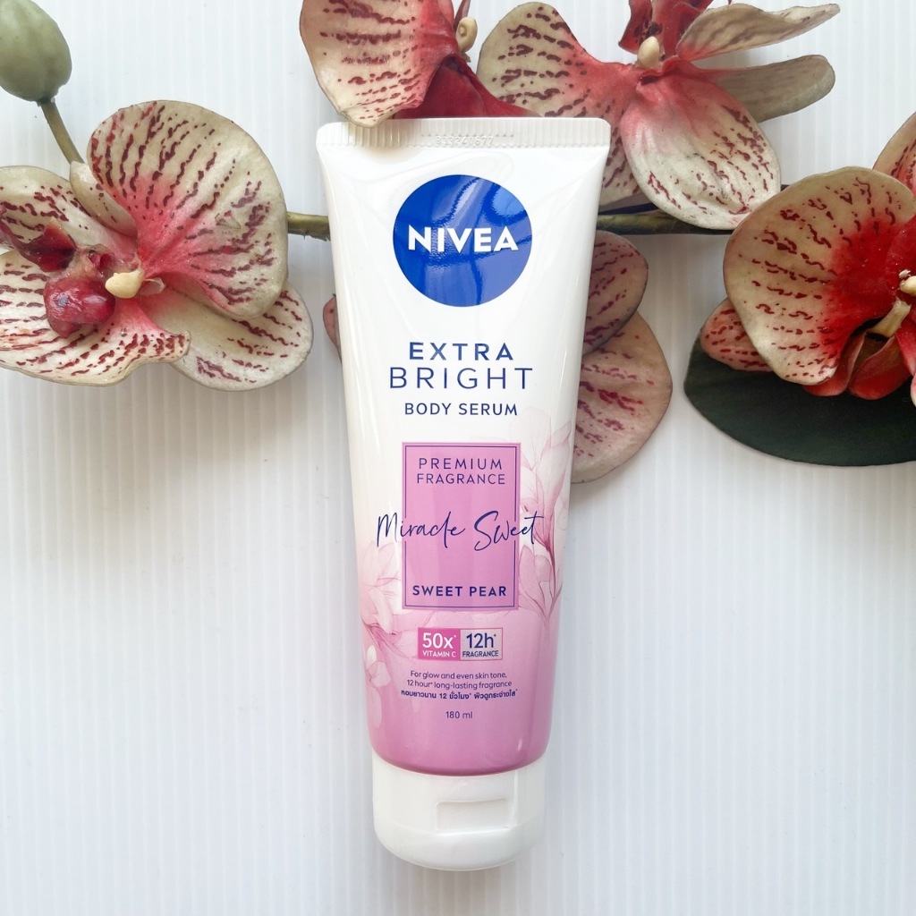 180 ml. ผลิต 08/23 Nivea Extra Bright Miracle Sweet ครีมทาผิว นีเวีย มิราเคิล สวีท ขาวชมพู