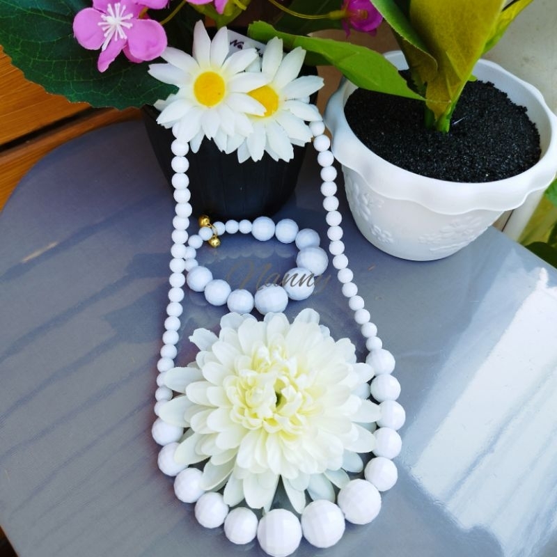 [[เซตดอกไม้ทองกวาว4ชิ้น]]สร้อย ต่างหู ข้อมือ กิ๊บดอกเบญจมาศ - รูปที่ 3