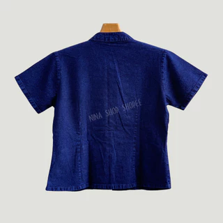 เสื้อผ้าฝ้ายผู้หญิงคอจีนแขนสั้น กระดุม15เม็ด ทรงเข้ารูปมาพร้อมงานปักดอกที่เป็นเอกลักษณ์ ผ้าฟอกสโตนเนื้อนุ่มมือสีไม่ตก