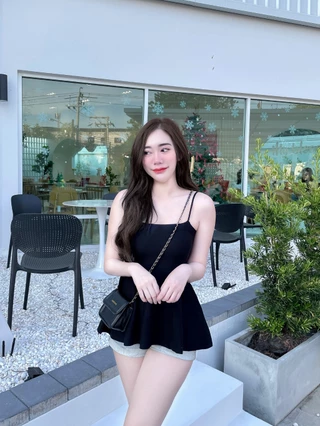 Aurora 🛒พร้อมส่ง🚚 เสื้อสายเดี่ยว ผ่าหน้า ไหมพรม ดูมีอก สาวหวานแซ่บๆสวยมาก 7686
