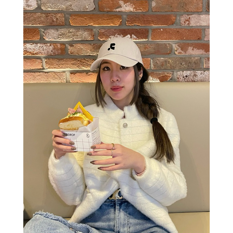(สินค้าพร้อมส่ง) House of Rosie - Stripe knit jacket เสื้อกันหนาวแจ๊คเก็ตลายเส้น ขนนิ่ม