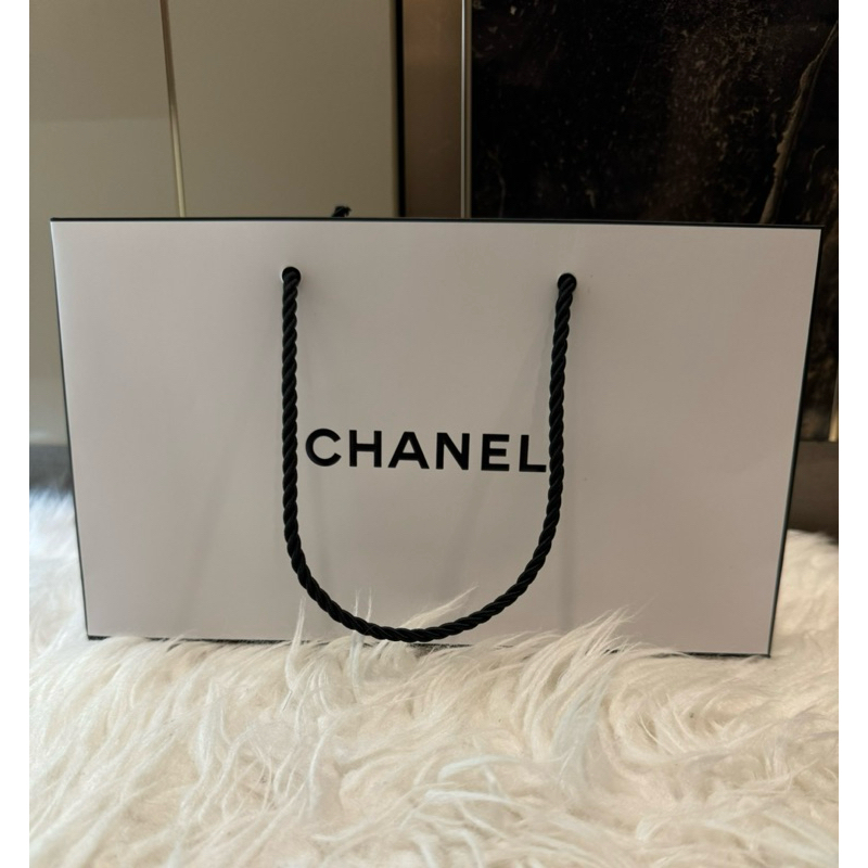 แท้ 💯% Used Chanel Cosmetic Perfume paper bag ถุงกระดาษแบรนด์เนม ใส่น้ำหอม ขนาดเล็ก เครื่องสำอางค์ ใหม่กริบ พร้อมส่ง
