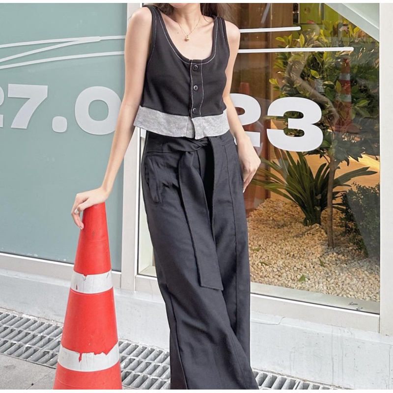 Terier crop - black เสื้อครอป