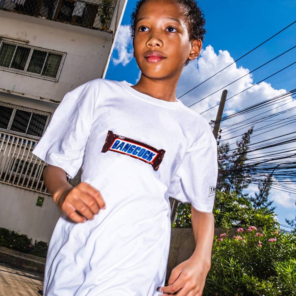 TRULYSNEAKER คอลเลคชั่น TRUN ON THE SYSTEM