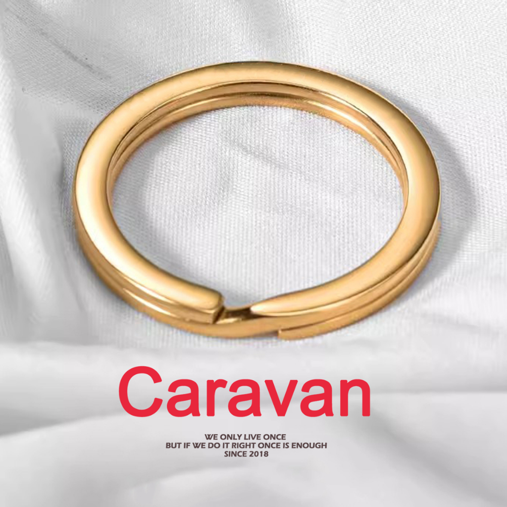 Caravan Crew Keychain keyring gold ทอง ขั้นสูง