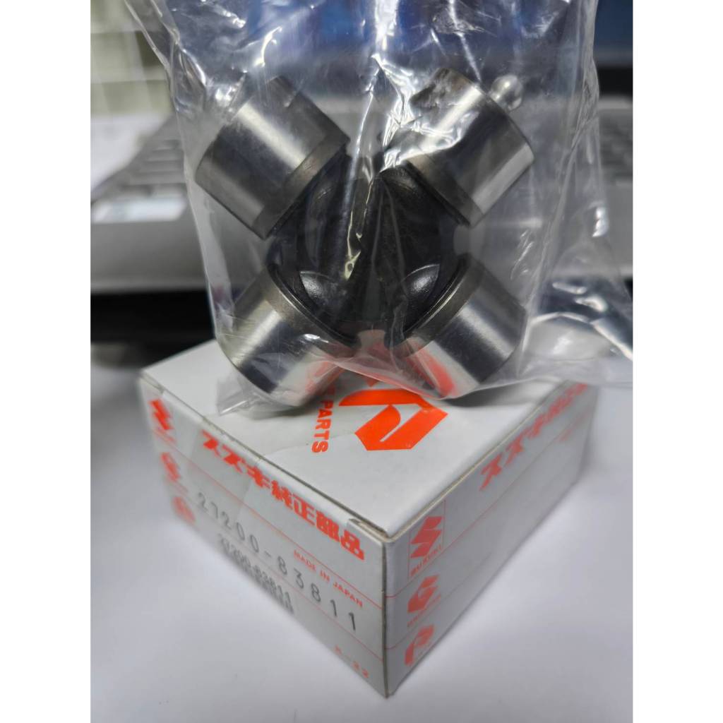ยอยเพลากลาง suzuki Caribian SJ413 แท้ รหัสสินค้า 27200-83811