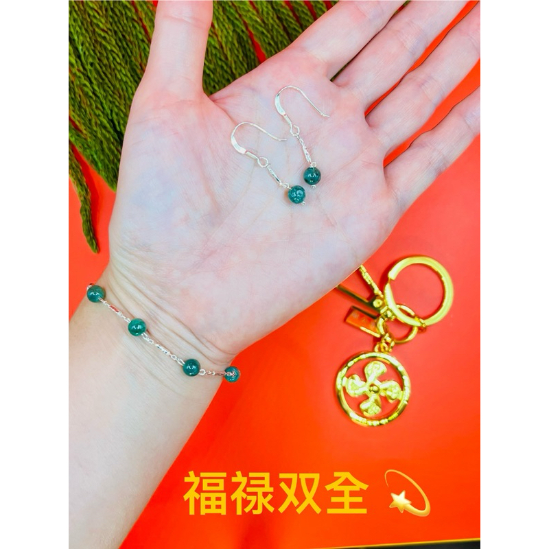 สร้อยข้อมือหยกแท้ 💯% สีเขียวเกรดสวยอย่างดี ตัวเรือนเงินแท้925  งานผลิตในไทย ความยาวข้อมือ 16-18ซม