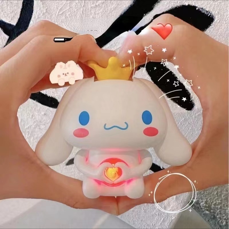 ตุ๊กตาพูดได้ ซินามอโรล Cinnamoroll มีไฟเรืองแสง พวงกุญแจพูดได้ จี้ตุ๊กตาการ์ตูน A doll that expresses love ของขวัญ 595 - รูปที่ 3