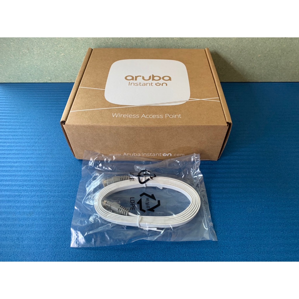 สายแลน Cat6 (Aruba) สายแลนสำเร็จรูป ยี่ห้อ Aruba Patch Cord CAT6 UTP Cable ยาว 1.5 เมตร (ขาว)
