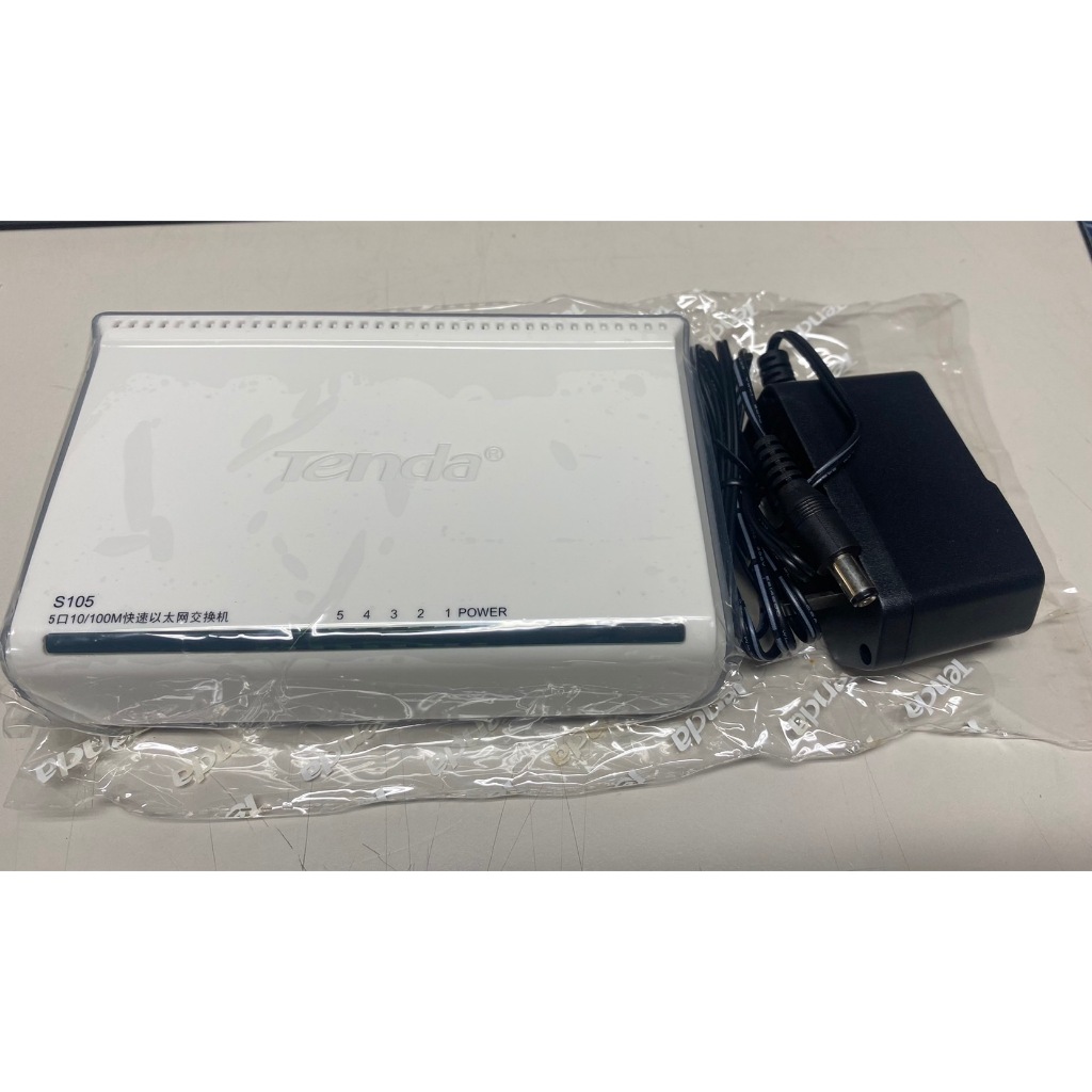 5 port 10/100 Desktop Switch Tenda 5 port 10/100 Plastic Desktop Switch รุ่น S105 Unmanage Fast Ethe