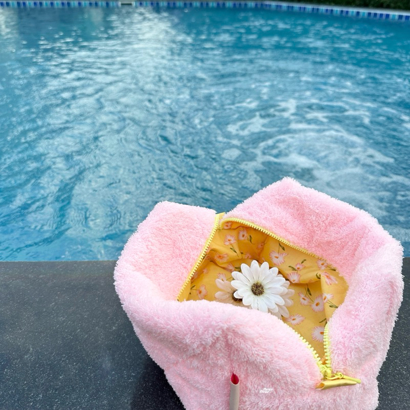 Pastel Pink Terry pouch กระเป๋าเครื่องสำอาง
