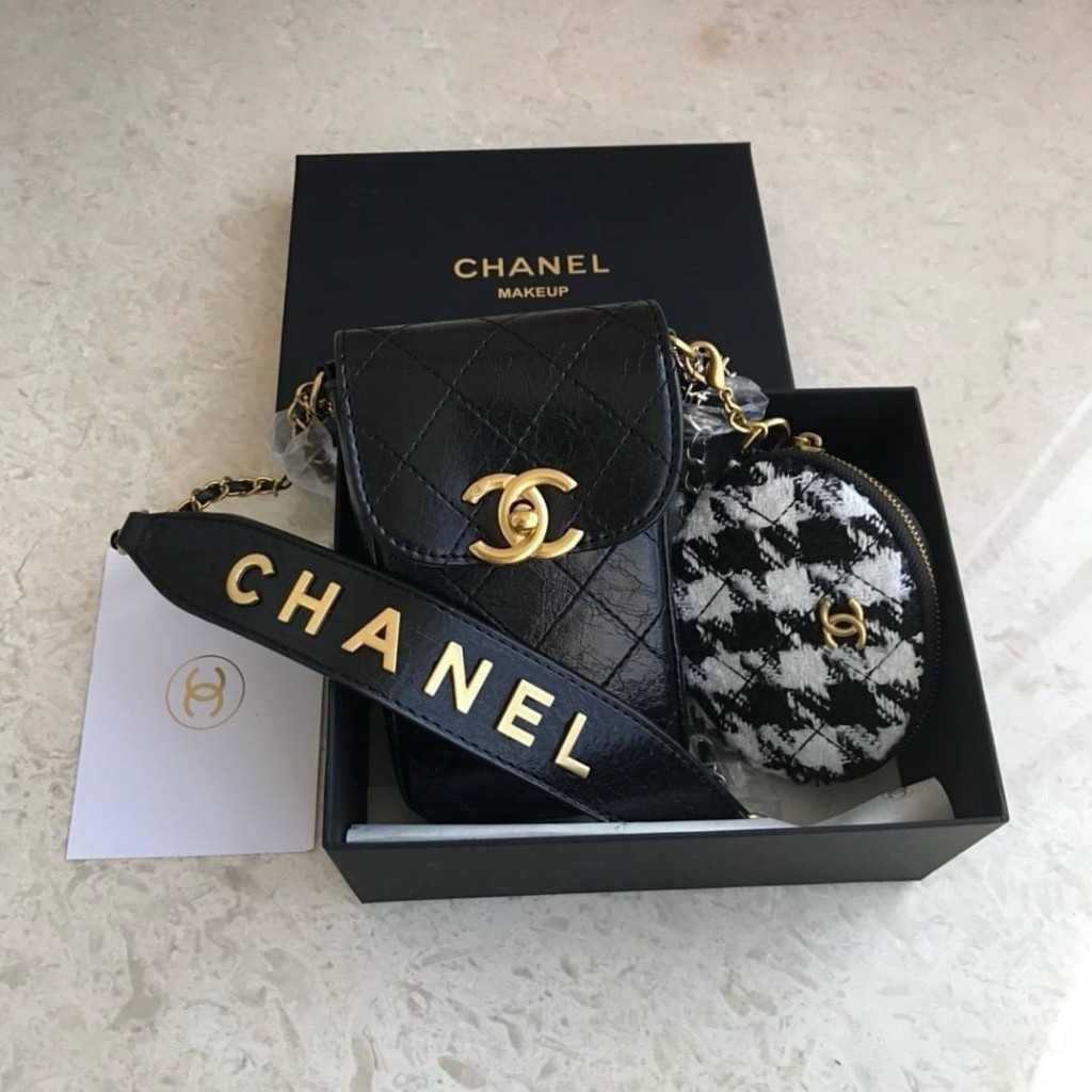 CH**A**NEL VIP GIFT WOC BAG งาน CHANEL VIP GIFT  Code:B7D030267 แบรนด์แท้ 100% งาน Outlet