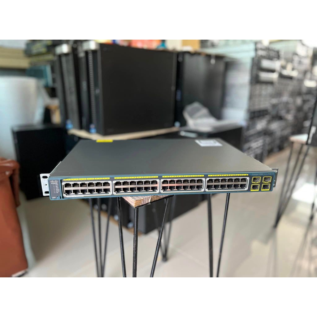 Switch Cisco 2960 48 port PoE 370W สวิทมือสองพร้อมใช้งาน