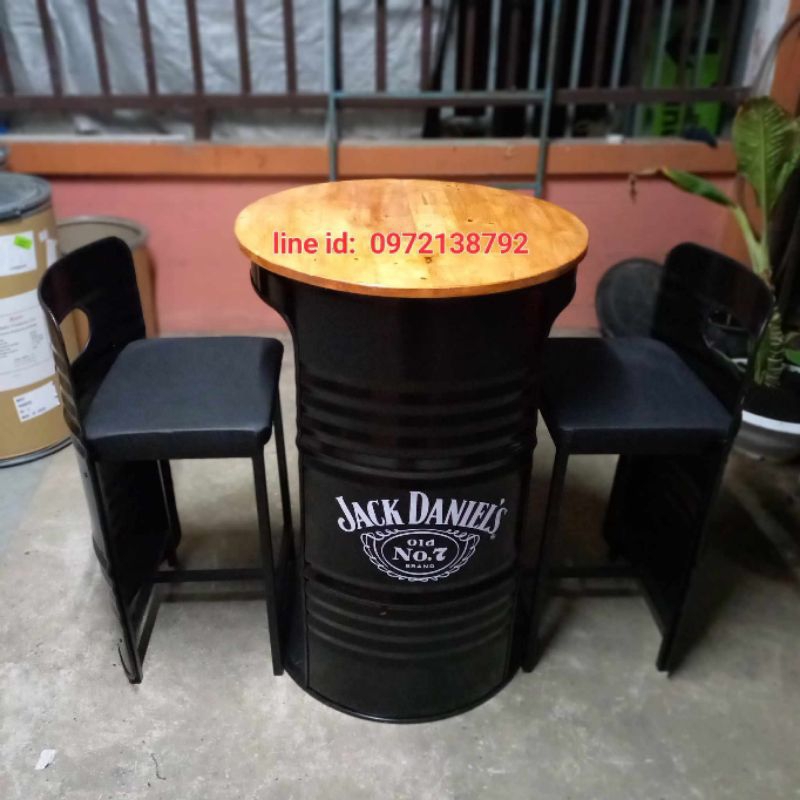 โต๊ะเก้าอี้ถังเหล็กลายJACK DANIELS