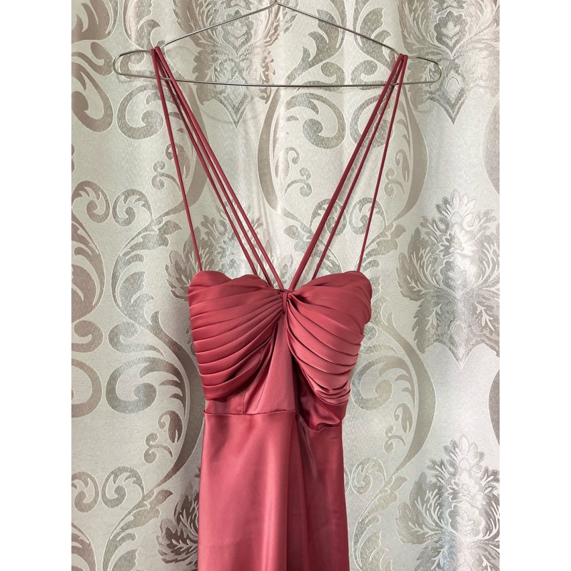 Used Claire Maxi Dress มือ2จากร้าน Presents official