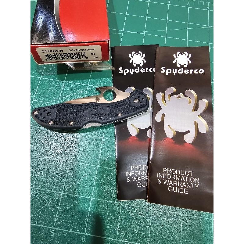 Spyderco Delica4 Emerson Opener