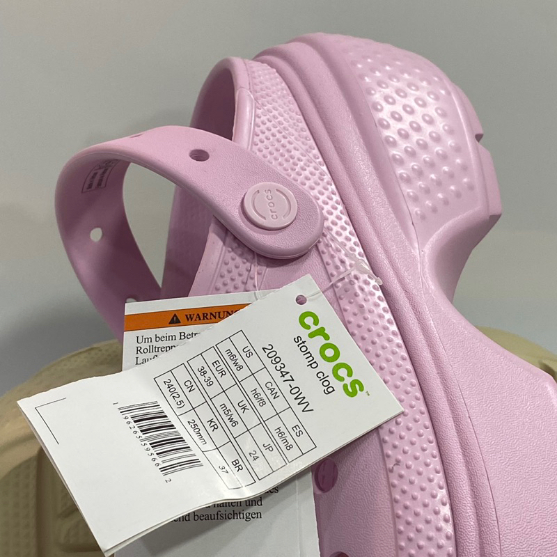 CROCS Stomp Clog รองเท้าลำลองผู้ใหญ่ 209347-2Y2 พร้อมส่งในไทย